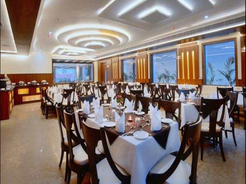 Hotel Seven Hills Tower Agra  Room photo