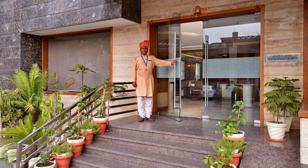 Hotel Seven Hills Tower Agra  Exterior photo
