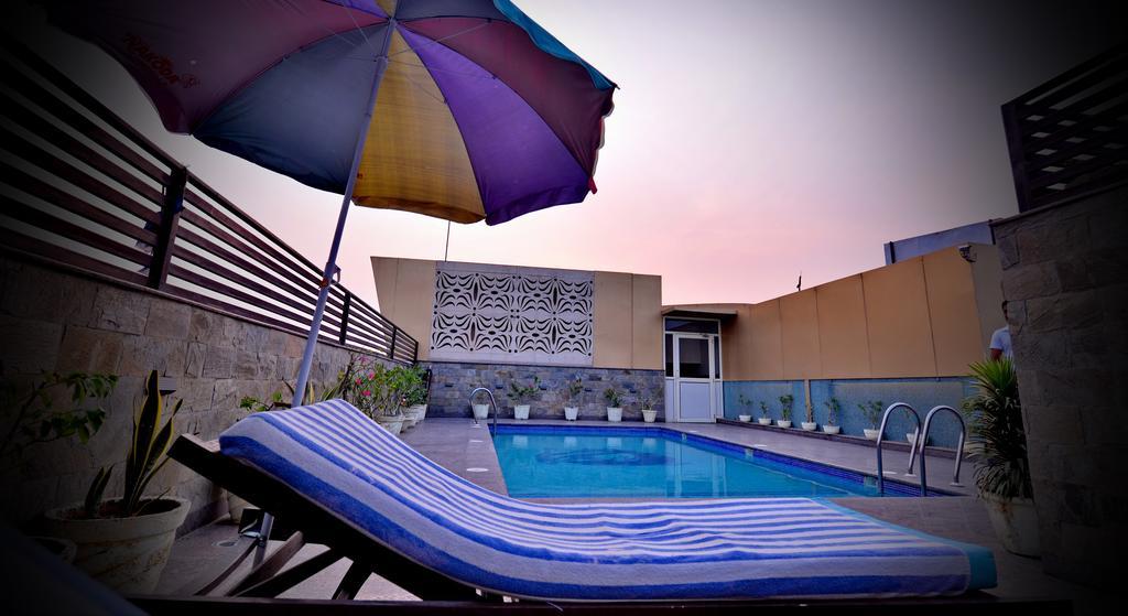 Hotel Seven Hills Tower Agra  Exterior photo
