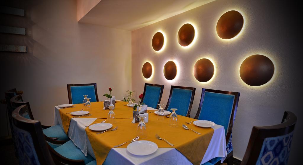 Hotel Seven Hills Tower Agra  Exterior photo