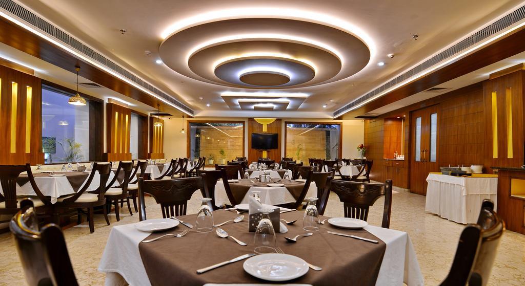 Hotel Seven Hills Tower Agra  Exterior photo