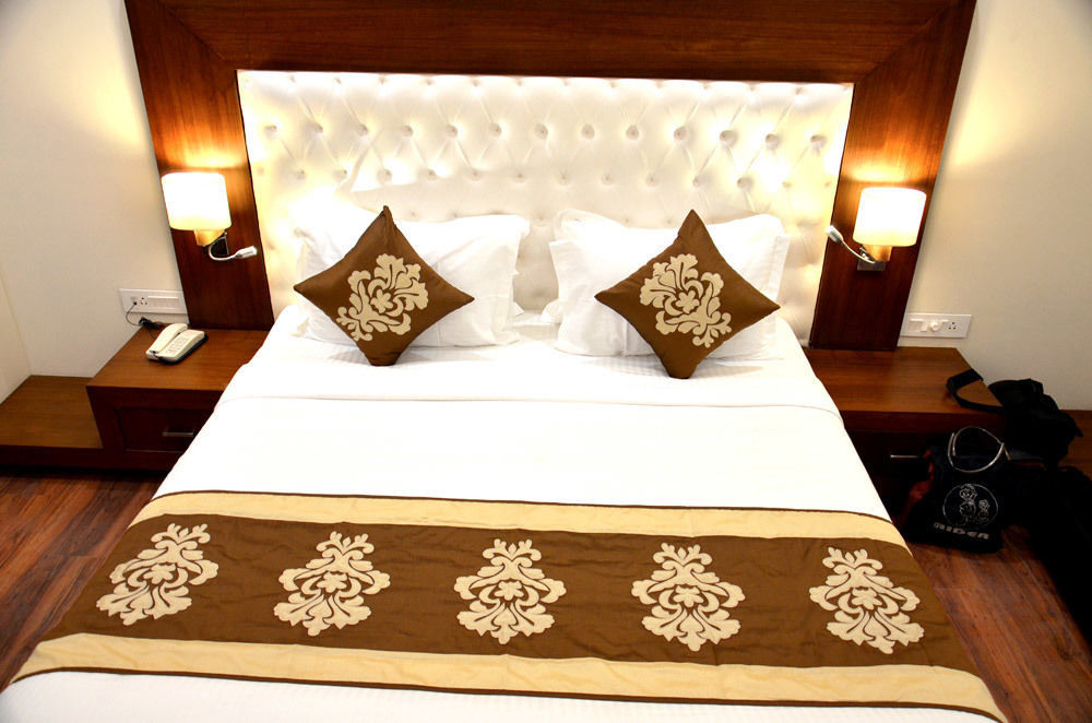 Hotel Seven Hills Tower Agra  Exterior photo
